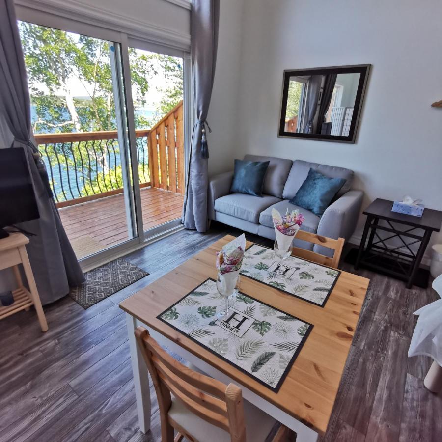 Knotty Pine Ocean Front Suite - Adults Only Ingonish Exterior foto