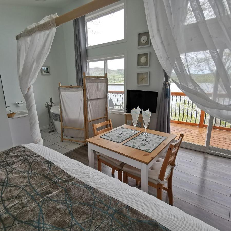 Knotty Pine Ocean Front Suite - Adults Only Ingonish Exterior foto